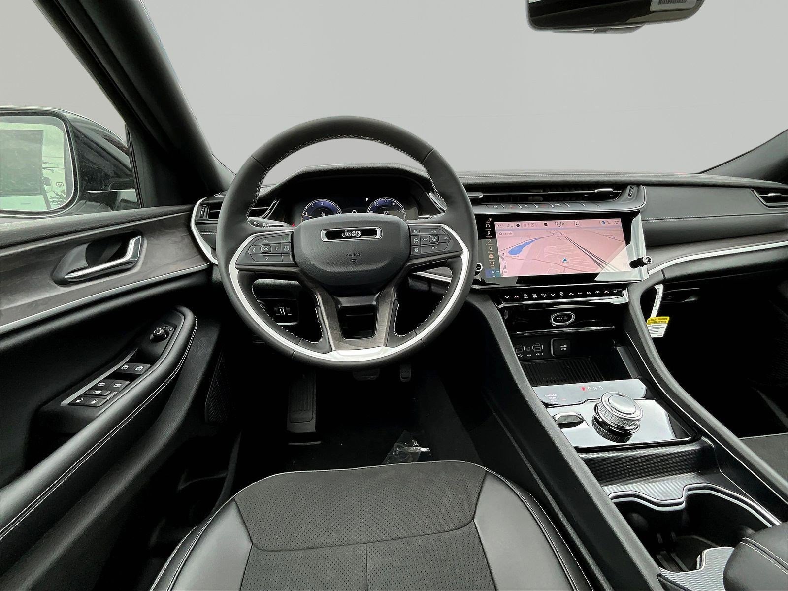 New 2026 Jeep Grand Cherokee Altitude AWD/4WD image 9