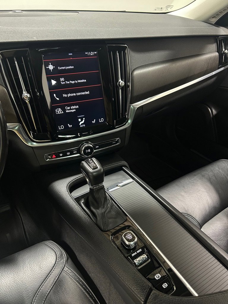 Used 2018 Volvo V90 T5 Cross Country w/ Convenience Package image 15