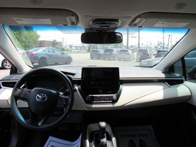 Used 2025 Toyota Corolla LE FWD image 20