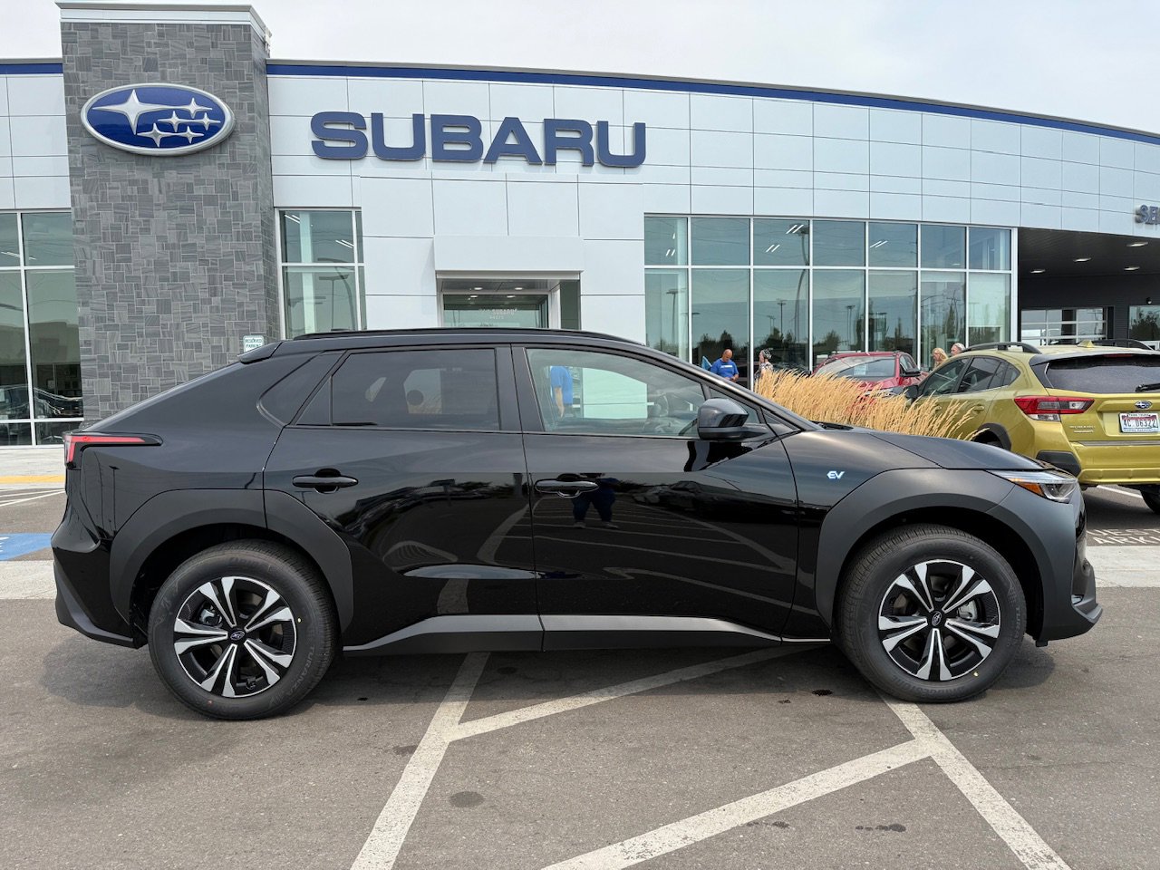 New 2025 Subaru Solterra Premium image 8