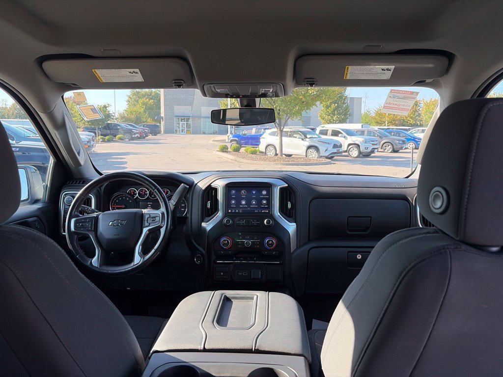 Used 2021 Chevrolet Silverado 1500 LT Trail Boss AWD/4WD image 33