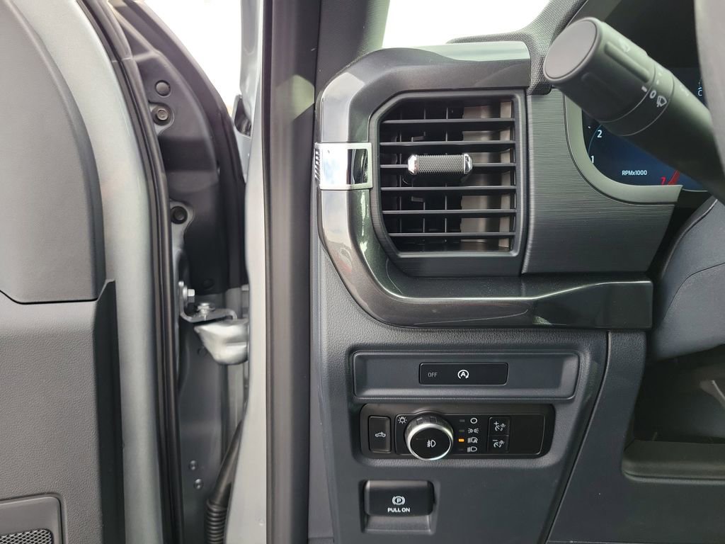 New 2025 Ford F150 STX w/ Equipment Group 201A FX4 image 21