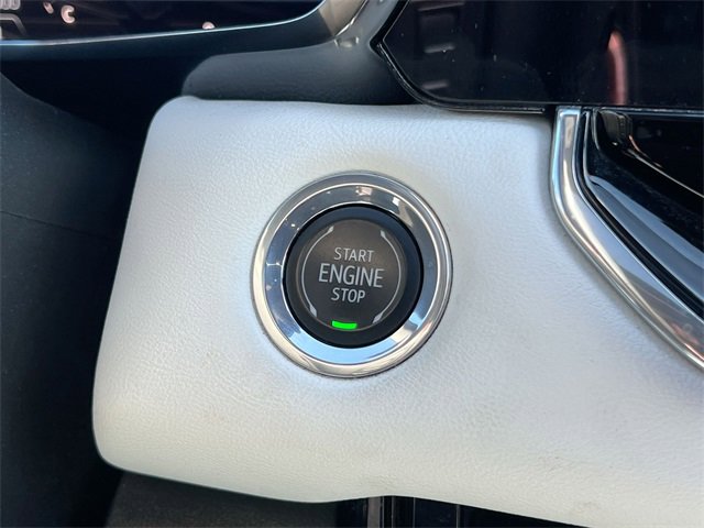 Used 2024 GMC Canyon AT4X image 17