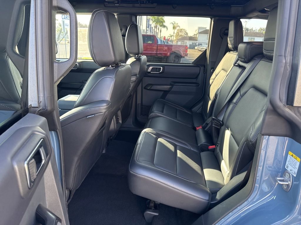 Used 2025 Ford Bronco Outer Banks image 8