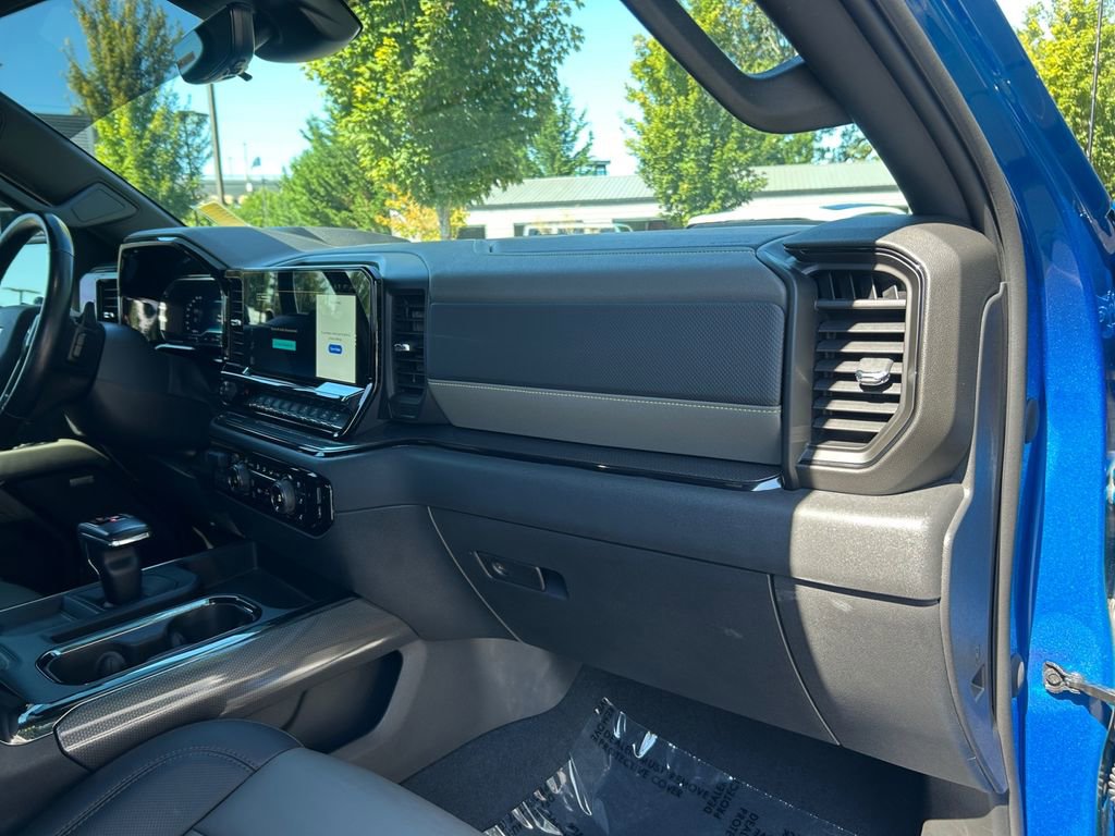 Used 2022 Chevrolet Silverado 1500 ZR2 w/ Technology Package image 26