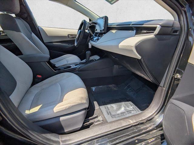 Used 2022 Toyota Corolla LE FWD image 19