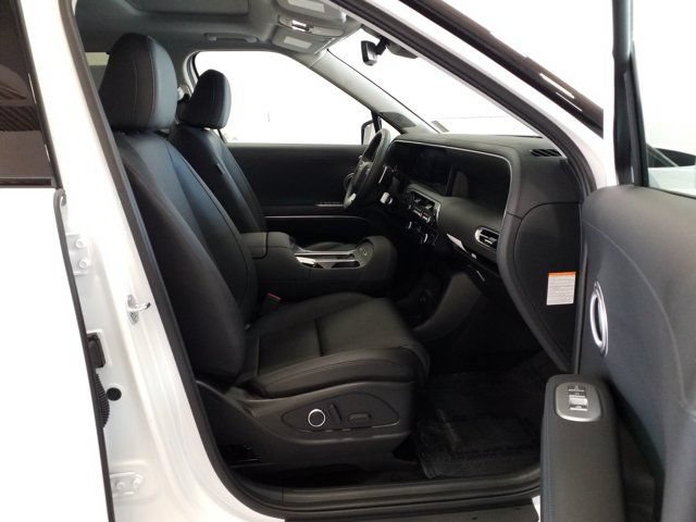 Certified 2026 Hyundai Palisade Limited AWD/4WD image 16