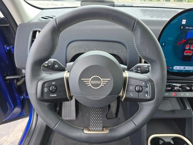 Used 2025 MINI Cooper Countryman S image 18