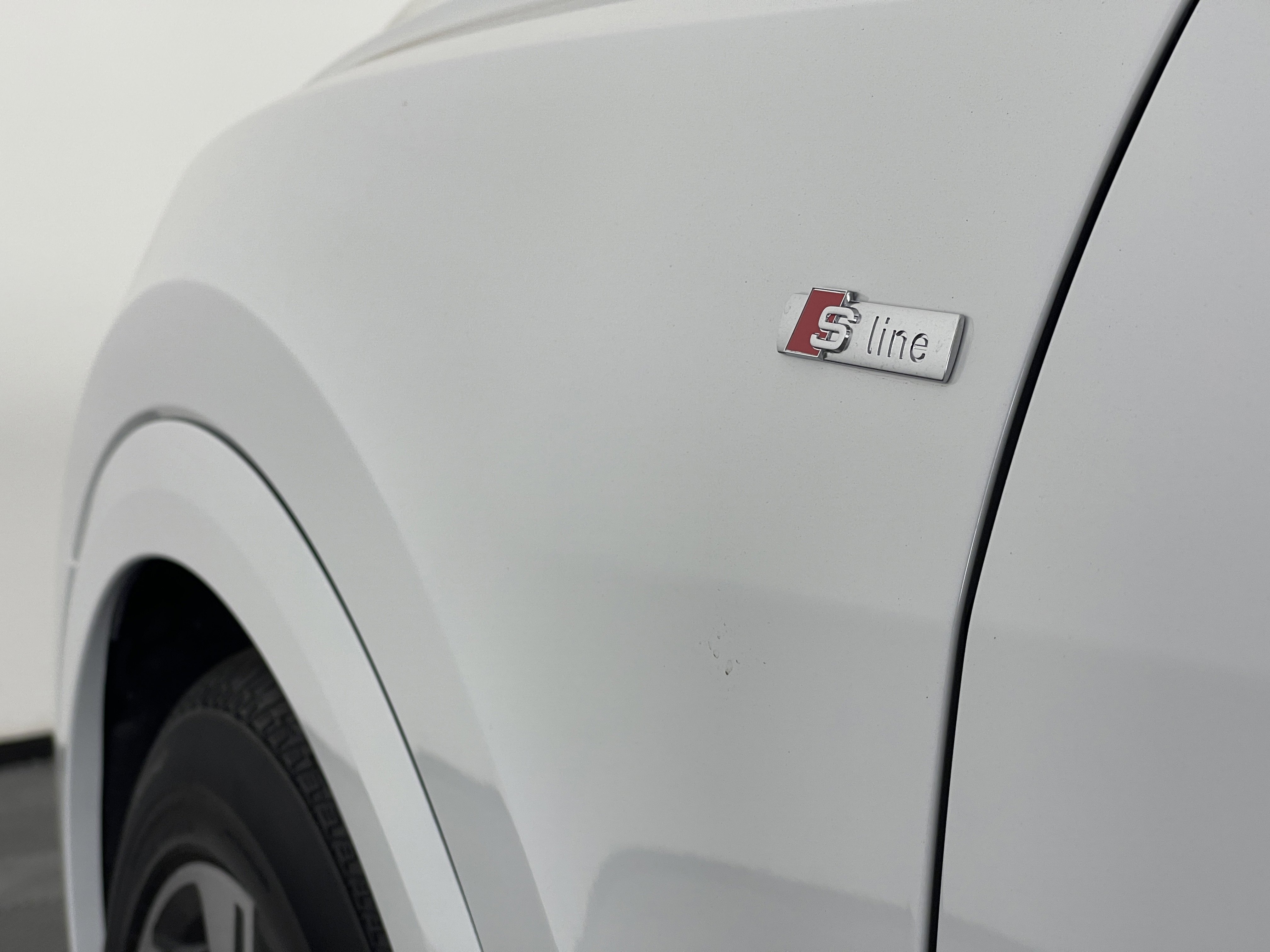 New 2025 Audi Q8 Premium Plus image 22