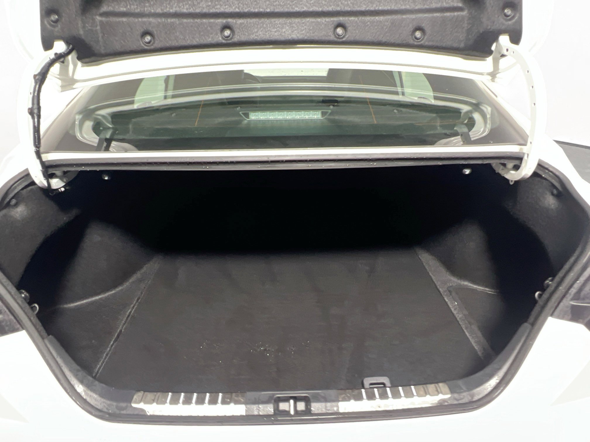 Used 2025 Toyota Camry SE image 34