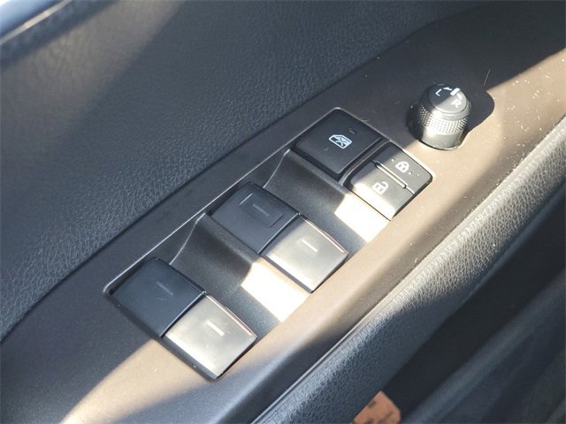 Used 2024 Toyota Camry SE image 34