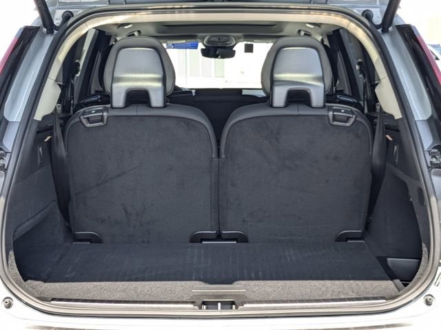New 2025 Volvo XC90 B6 Plus w/ Protection Package Premier image 15