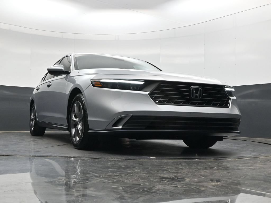 Used 2024 Honda Accord EX image 30