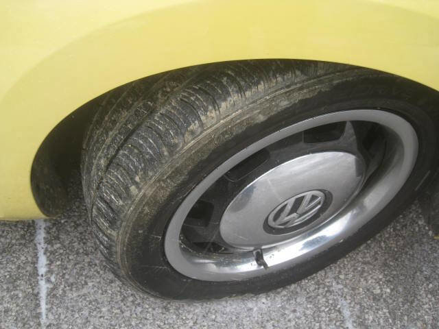 Used 2013 Volkswagen Beetle 2.5 image 23