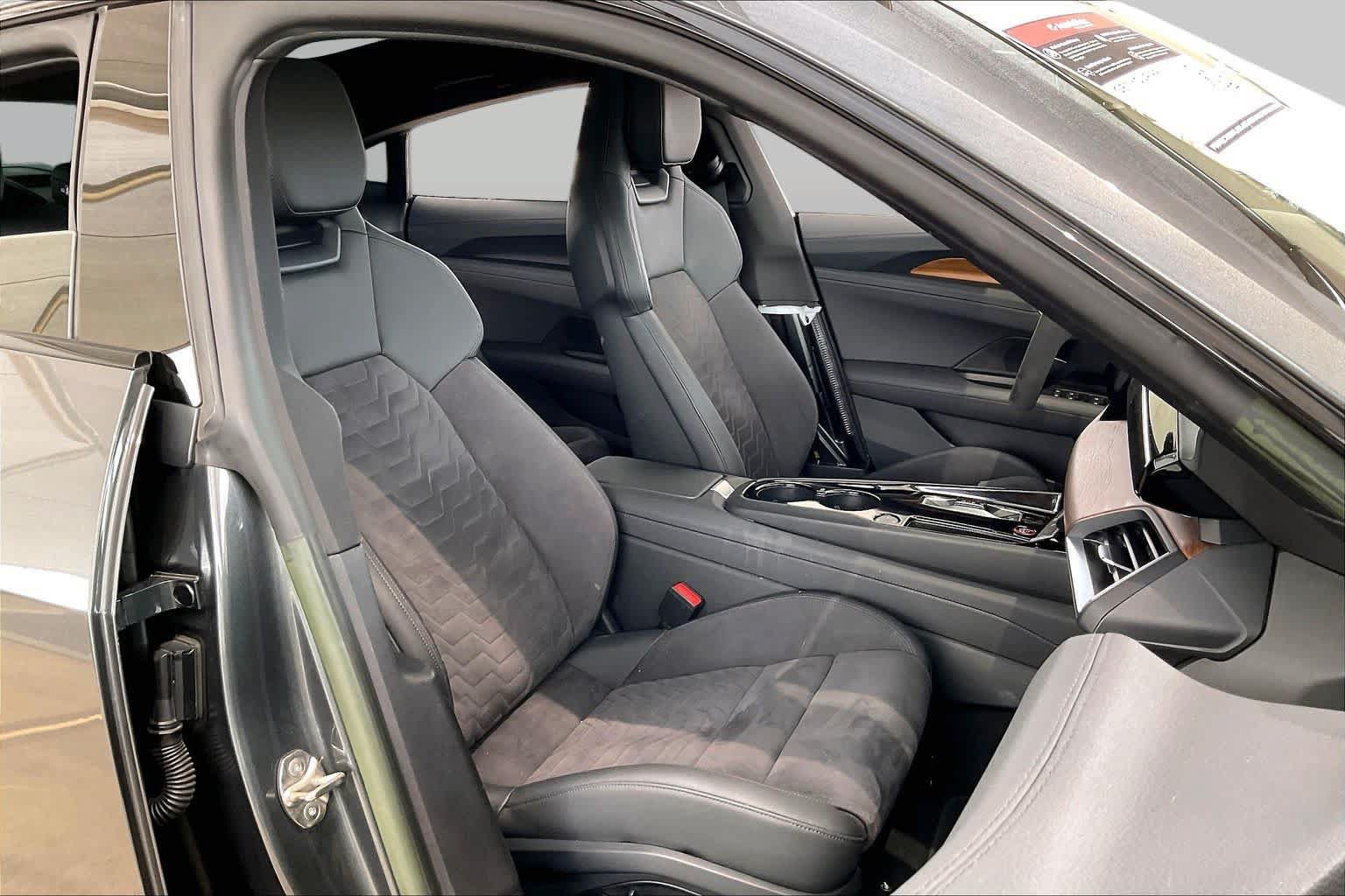 Used 2023 Audi e-tron GT Premium Plus AWD/4WD image 8