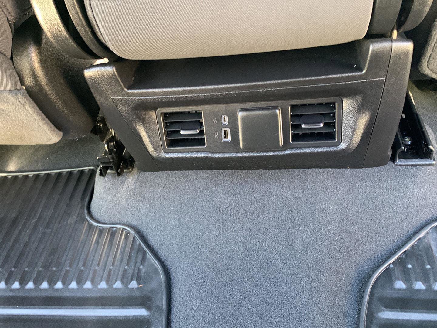 Used 2024 Chevrolet Silverado 1500 LT image 19