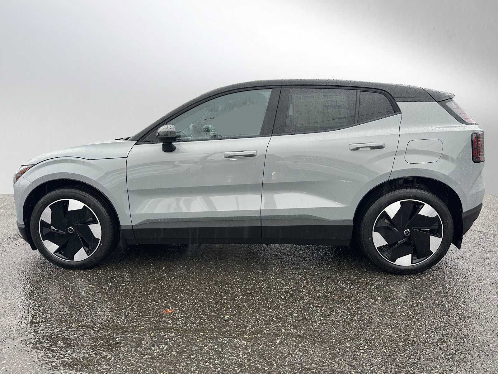 New 2026 Volvo EX30 Plus w/ Protection Package Premier AWD/4WD image 6