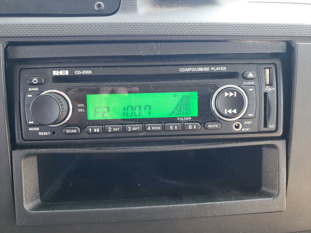 Used 2015 Ford E-350 and Econoline 350 Super Duty image 18