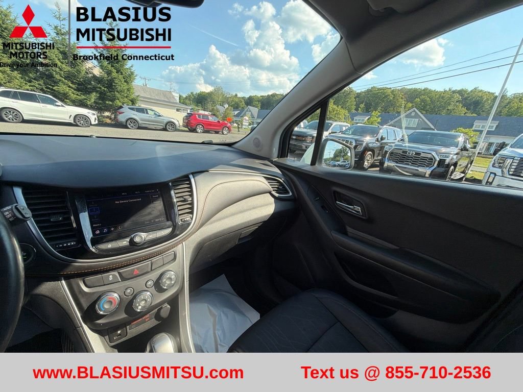 Used 2022 Chevrolet Trax LT w/ Sport Edition AWD/4WD image 40