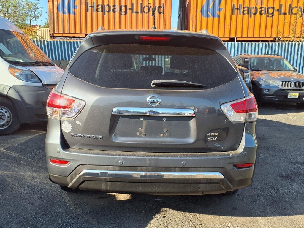 Used 2013 Nissan Pathfinder SV image 5