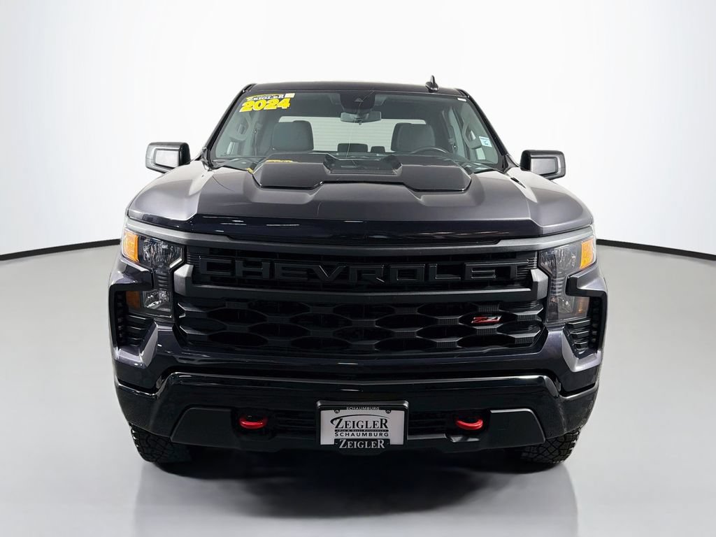 Used 2024 Chevrolet Silverado 1500 Custom Trail Boss AWD/4WD image 2