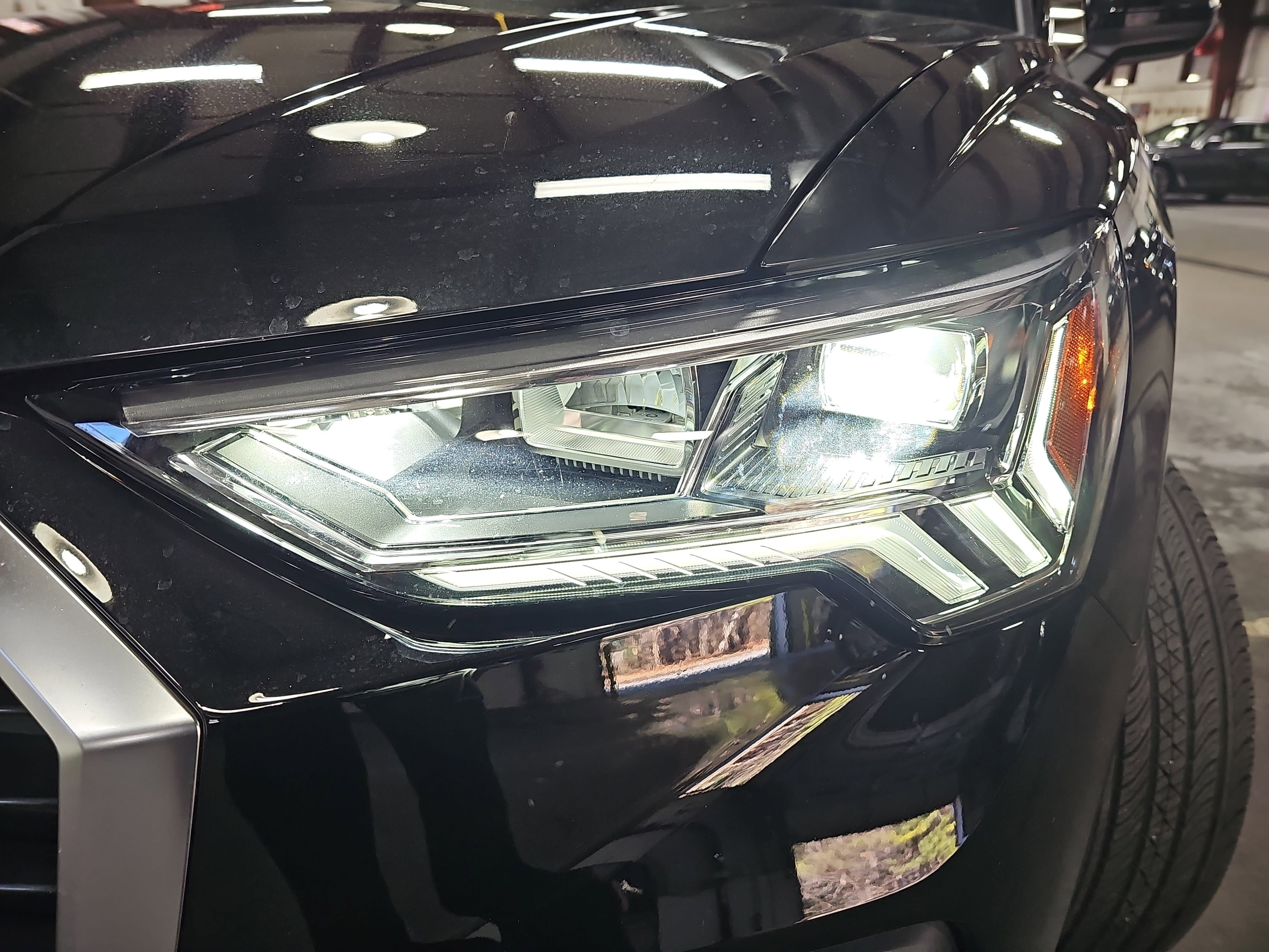 Used 2024 Audi Q3 2.0T Premium Plus image 33