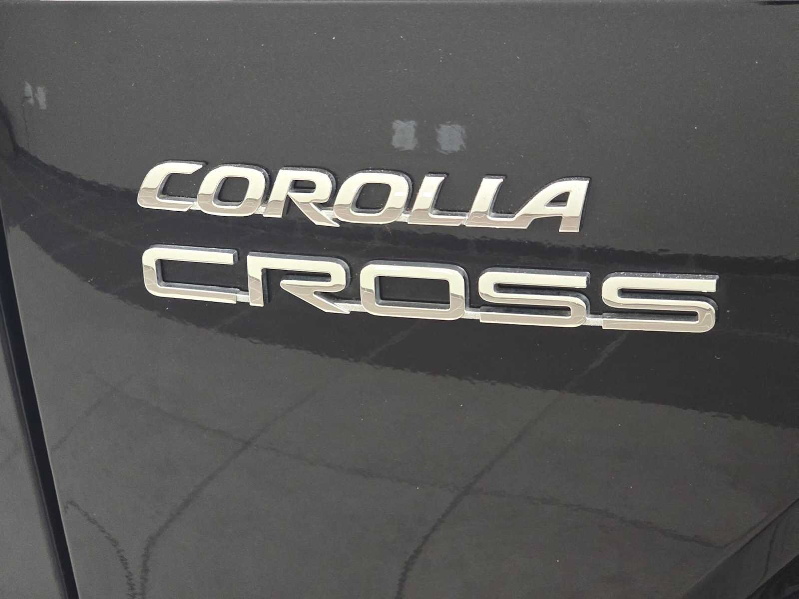 Certified 2025 Toyota Corolla Cross L AWD/4WD image 7