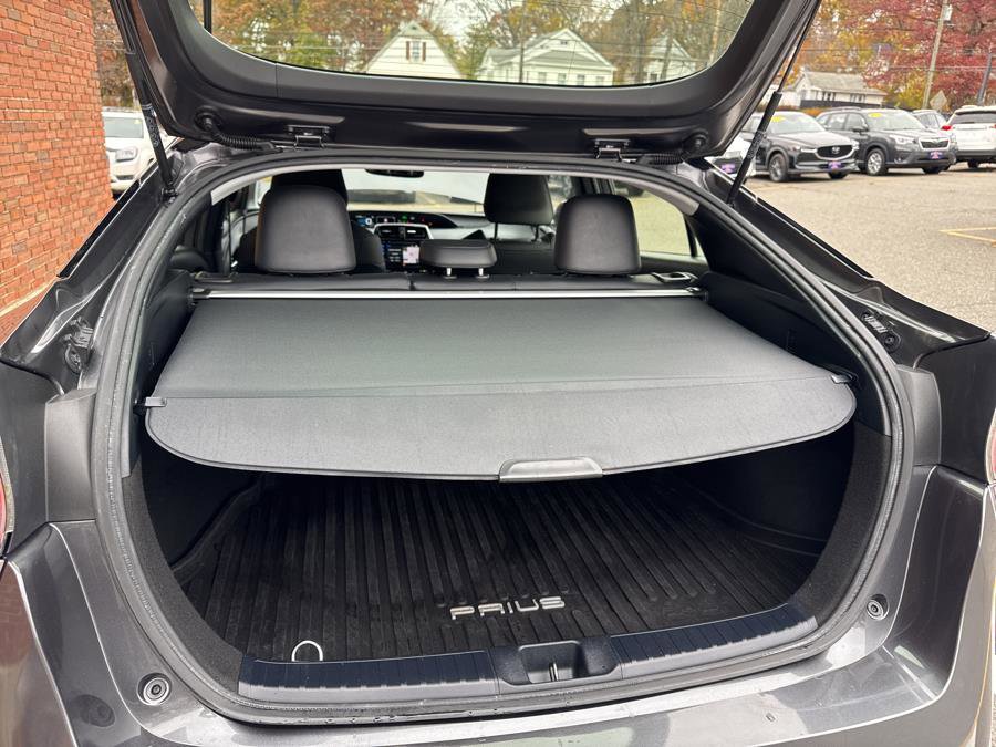 Used 2017 Toyota Prius Four Touring image 35