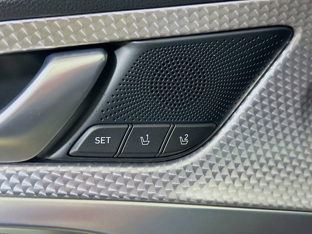 Used 2023 Genesis G70 2.0T w/ Sport Prestige Package image 21