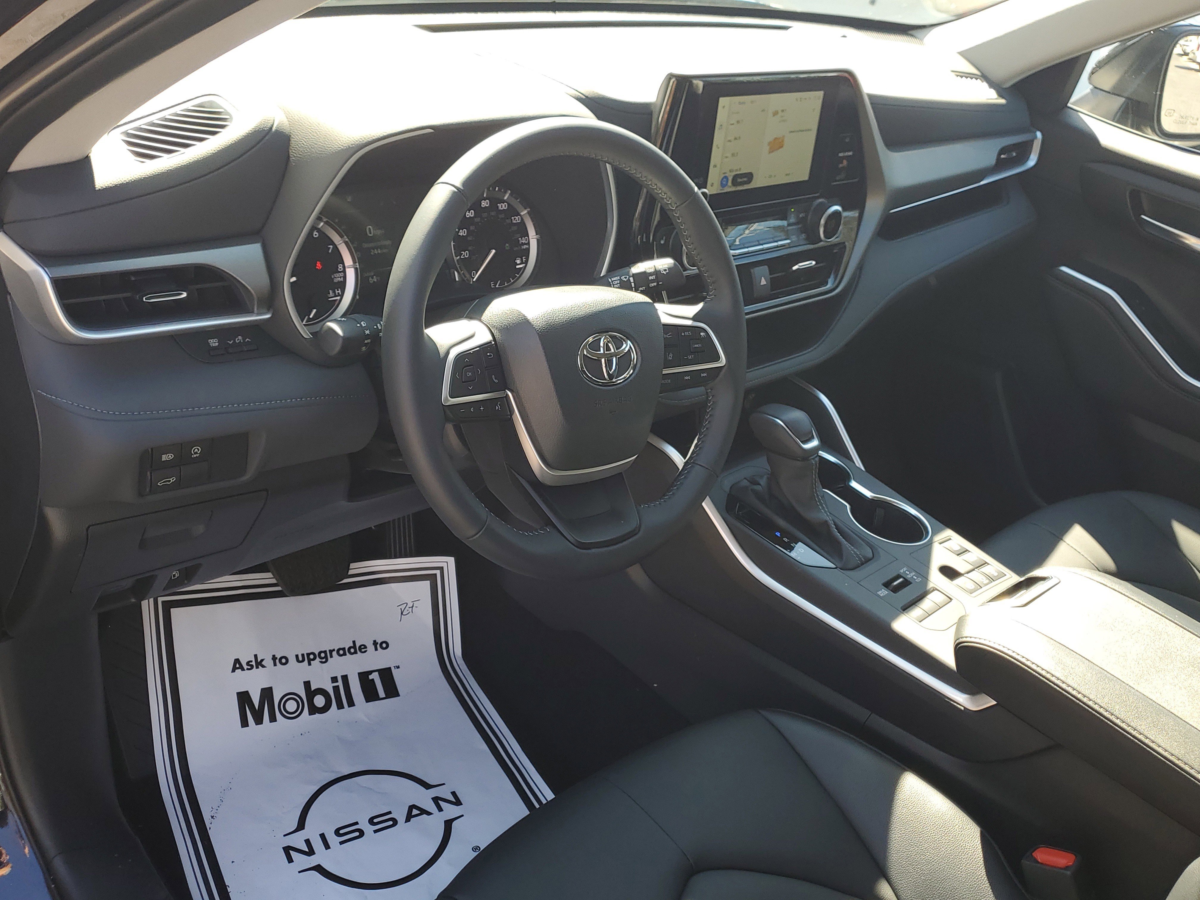 Used 2026 Toyota Highlander XLE image 21