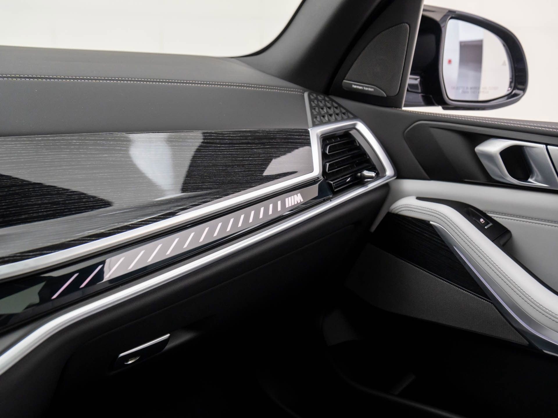 Certified 2025 BMW X5 M60i w/ Climate Comfort Package image 29