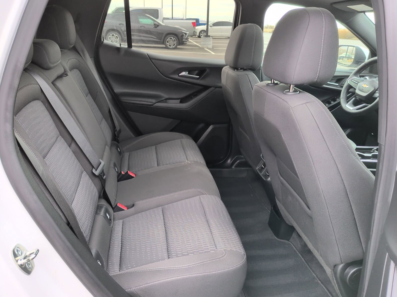 Used 2025 Chevrolet Equinox LT image 14