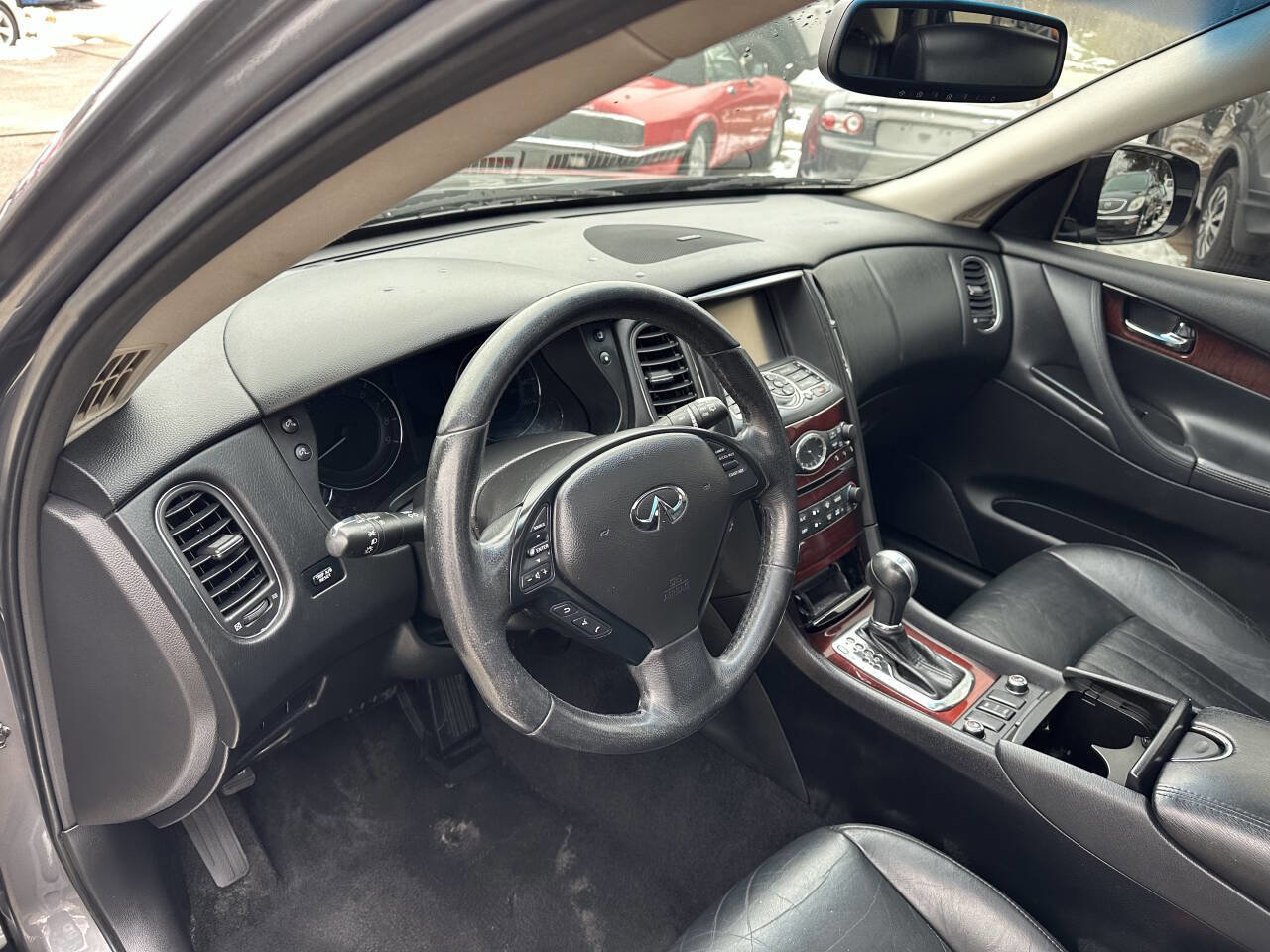Used 2016 INFINITI QX50 AWD w/ Premium Plus Package image 18