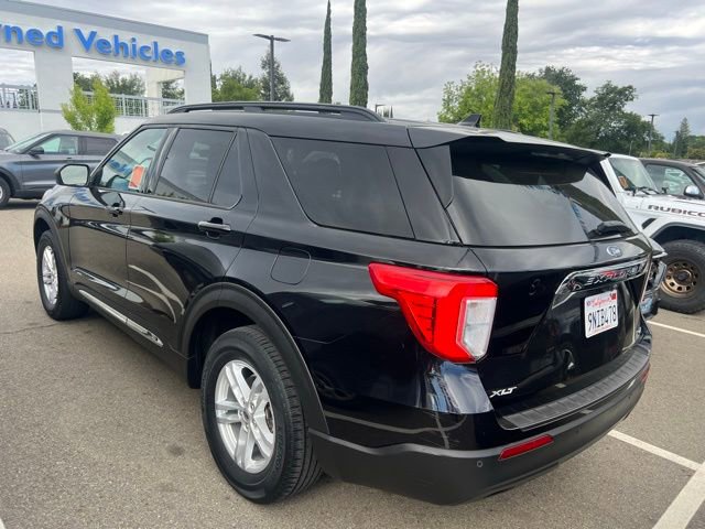 Used 2020 Ford Explorer XLT w/ Comfort Package image 8