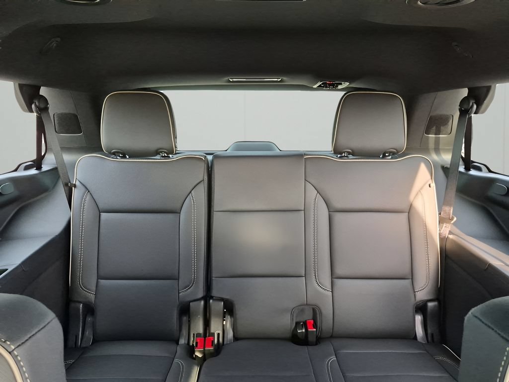 New 2026 GMC Yukon Elevation RWD image 25