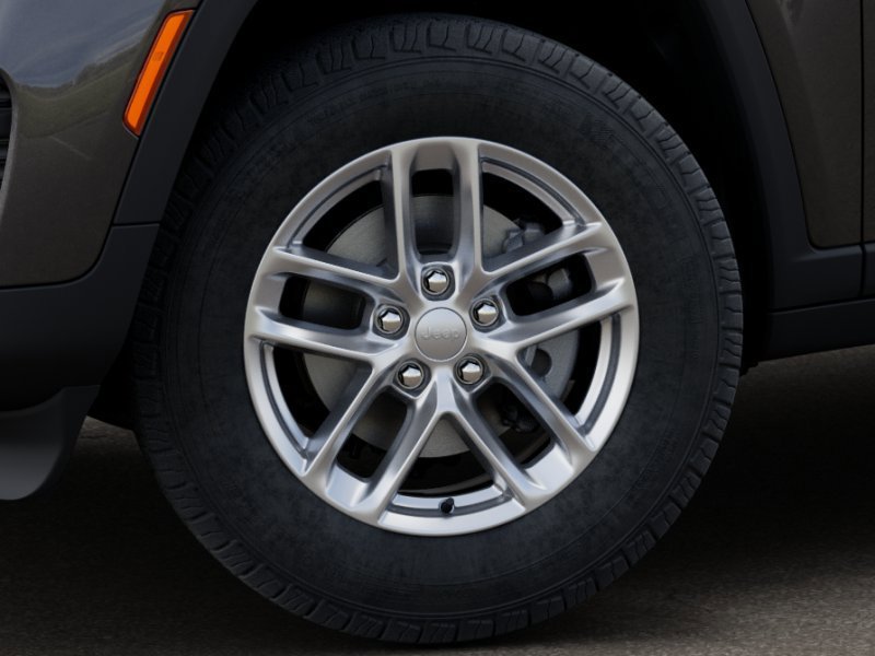 New 2025 Jeep Grand Cherokee Laredo X w/ Luxury Tech Group I image 31