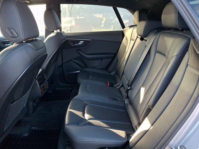 Used 2019 Audi Q8 Premium Plus w/ Premium Plus AWD/4WD image 13