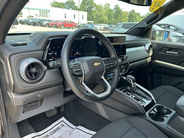 Certified 2024 Chevrolet Colorado LT w/ LT Convenience Package II AWD/4WD image 13