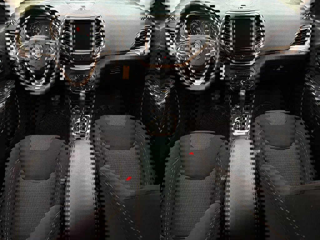 Used 2017 Jeep Cherokee Latitude image 7