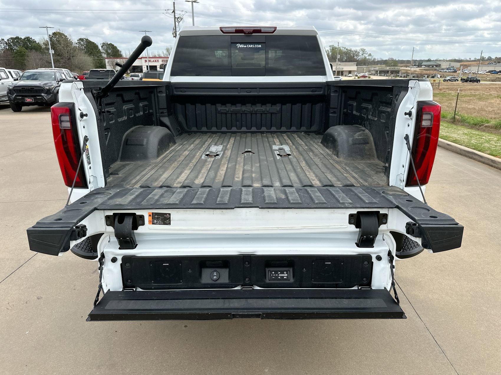 Used 2024 GMC Sierra 2500 Denali Ultimate image 23