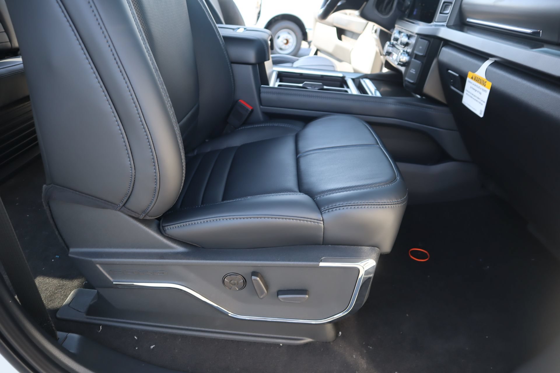 New 2026 Ford F250 Platinum AWD/4WD image 14