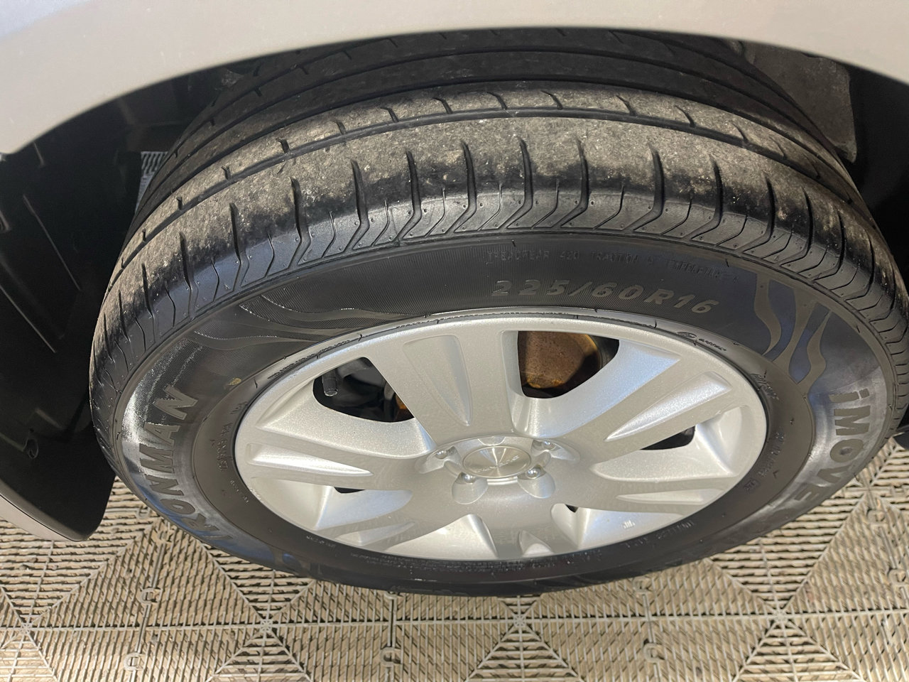 Used 2005 Subaru Outback 2.5i image 20