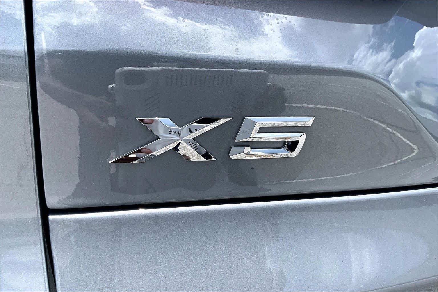Used 2025 BMW X5 sDrive40i w/ Premium Package RWD image 10
