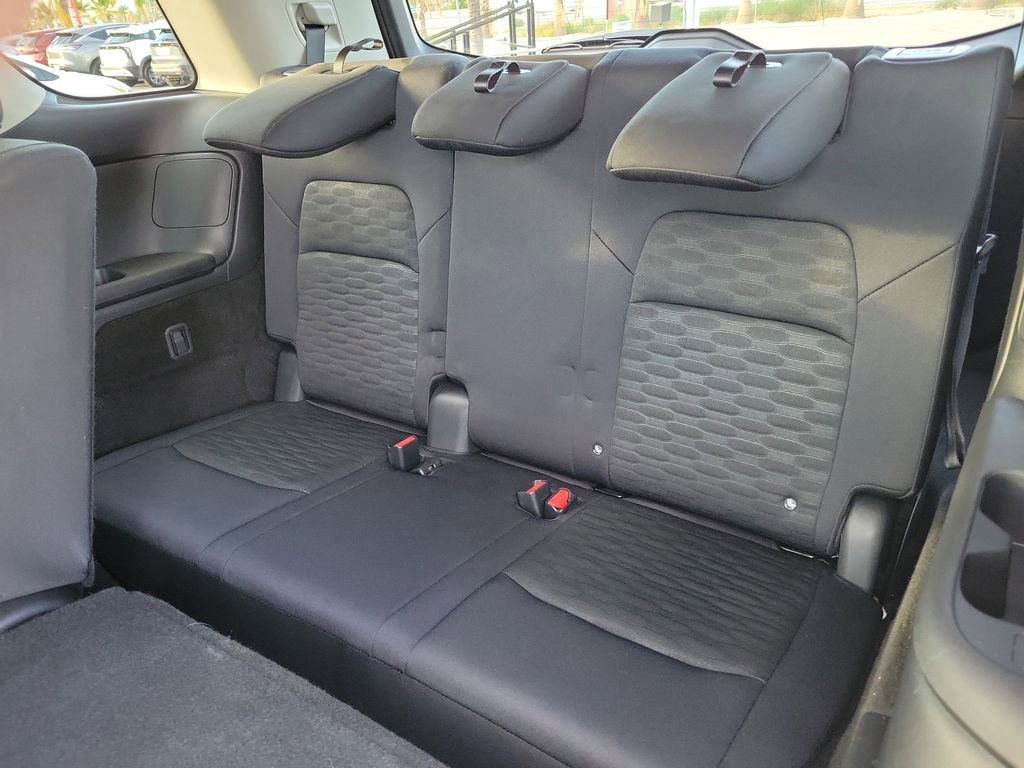 Certified 2025 Nissan Pathfinder S image 21