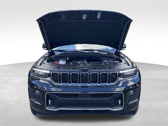 New 2025 Jeep Grand Cherokee Overland w/ Adv Protech Group III image 7