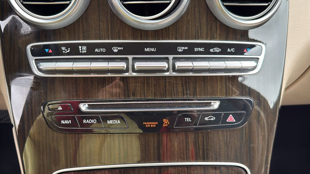 Used 2016 Mercedes-Benz GLC 300 image 32
