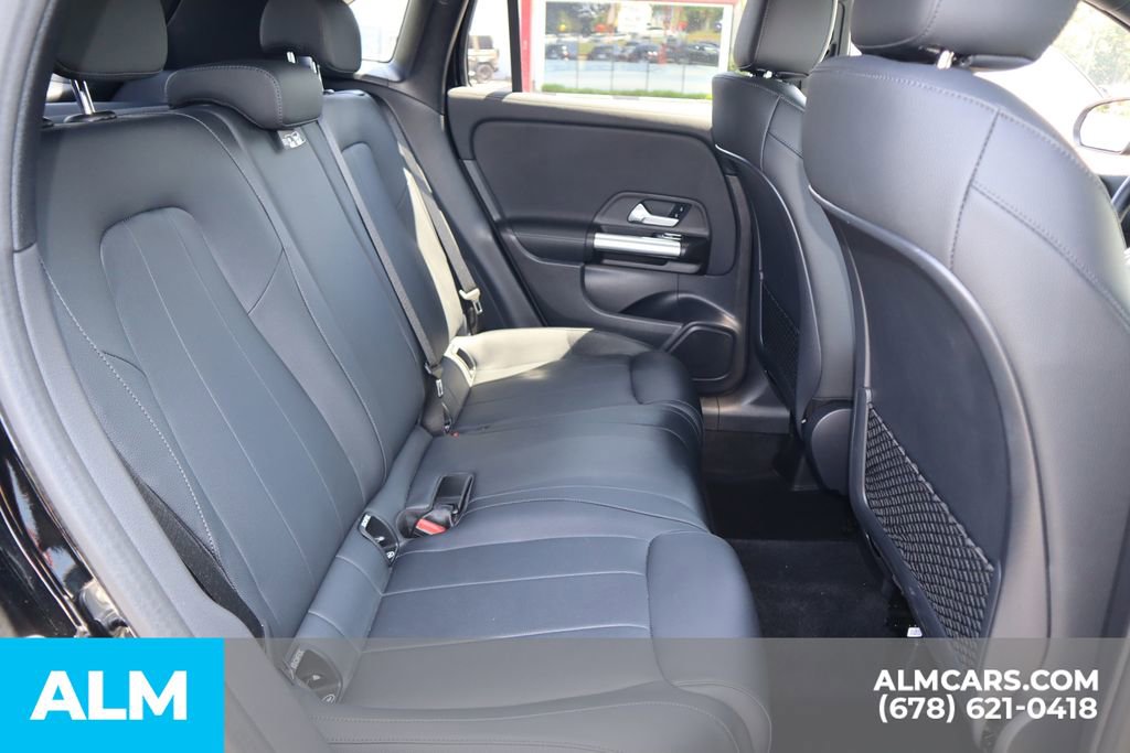 Used 2025 Mercedes-Benz GLA 250 image 25