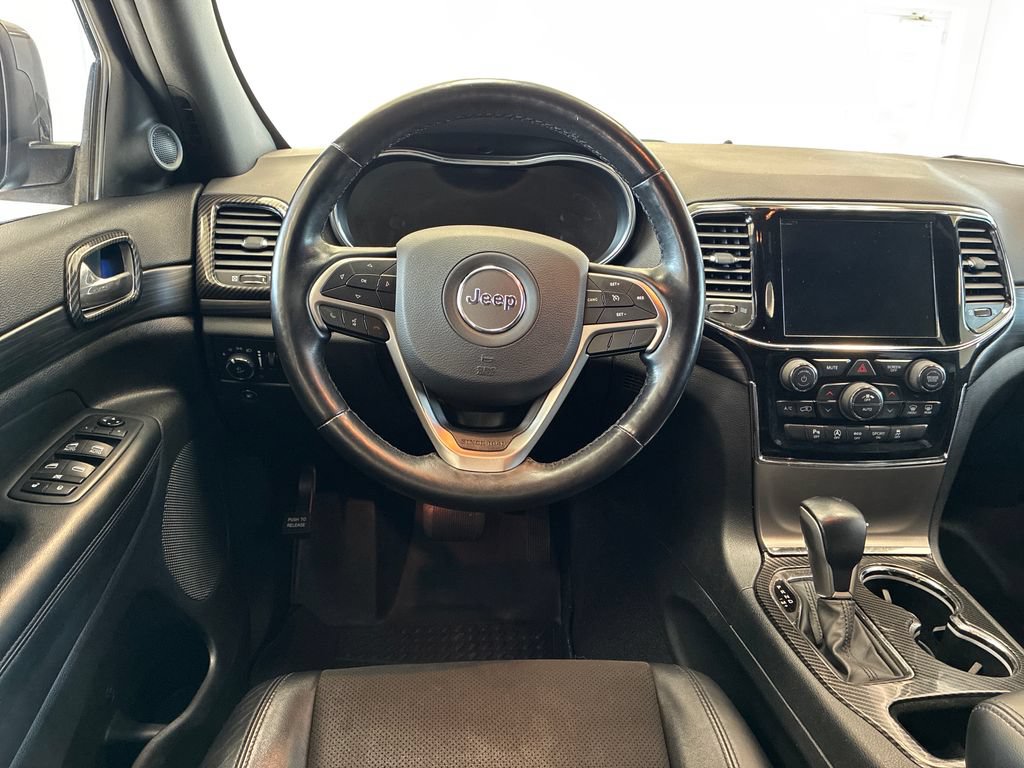 Used 2020 Jeep Grand Cherokee Altitude AWD/4WD image 14