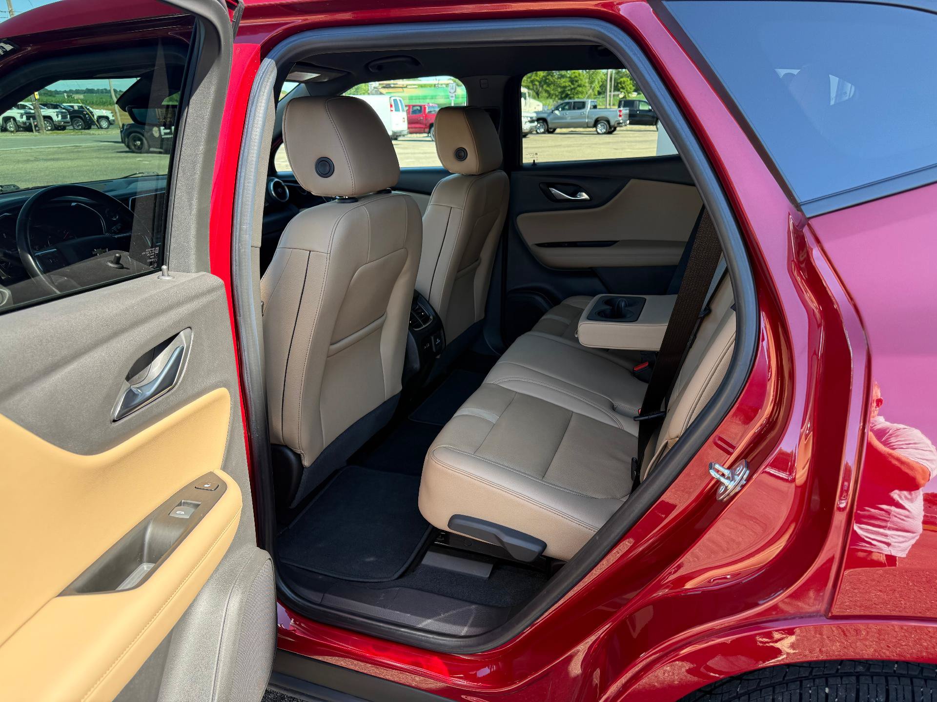 Used 2019 Chevrolet Blazer Premier w/ Driver Confidence II Package AWD/4WD image 14