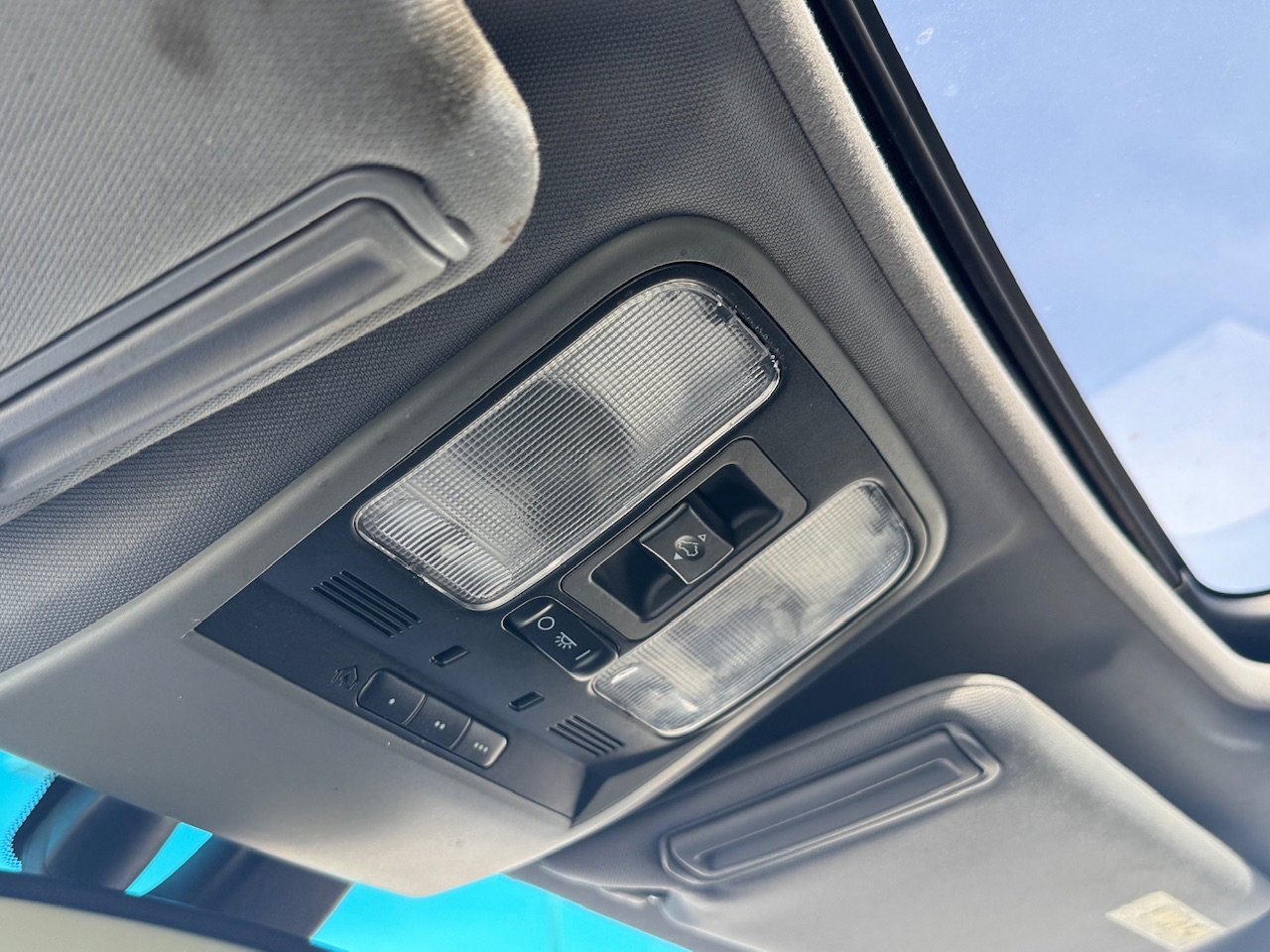 Used 2004 Acura MDX Touring image 29